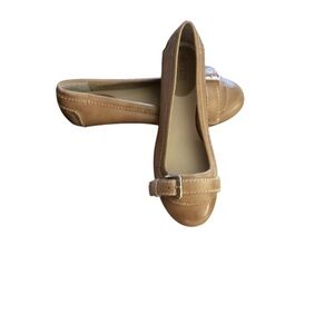 a.n.a. BROWN SLIPPER SHOES SIZE 7.5.  PERFECT GIFT